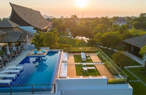 Kaeng Khoi Hotel | 110 m² Hotel ∙ 5 guests