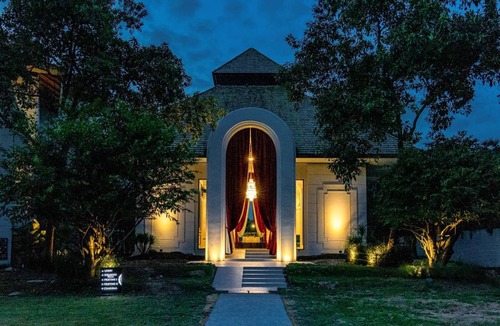 Kaeng Khoi Hotel | 110 m² Hotel ∙ 5 guests