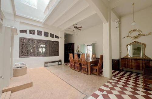 Songkhla Hotel | 120 m² Hotel ∙ 4 guests