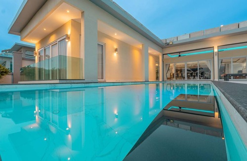 Nong Prue Villa | 1200 m² Villa ∙ 10 bedrooms ∙ 20 guests