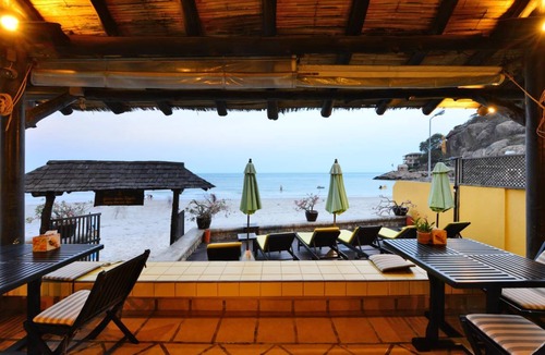 Khao Takiab Resort | 129 m² Resort ∙ 2 bedrooms ∙ 127 guests