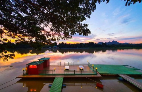 Ko Samrong Resort | 130 m² Resort ∙ 6 guests
