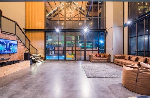 Khao Takiab House | 1344 m² House ∙ 6 bedrooms ∙ 25 guests