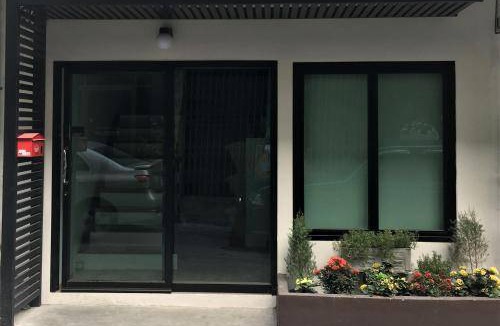 Phra Khanong Nuea House | 145 m² House ∙ 3 bedrooms ∙ 12 guests