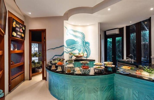 Ko Phi Phi Resort | 150 m² Resort ∙ 2 bedrooms ∙ 127 guests