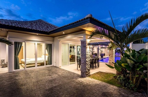 Hua Hin Villa | 150 m² Villa ∙ 4 bedrooms ∙ 9 guests