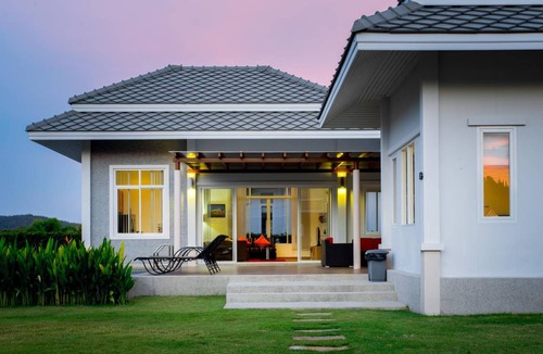 Hin Lek Fai Resort | 155 m² Resort ∙ 3 bedrooms ∙ 6 guests