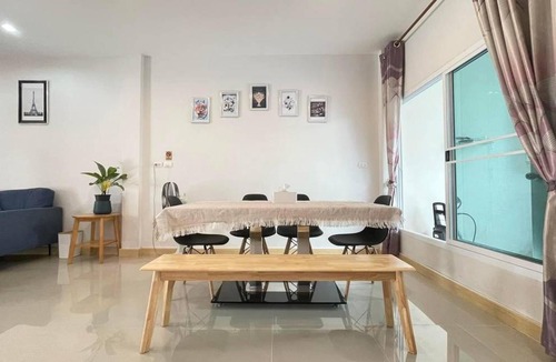 Hat Yai House | 172 m² House ∙ 3 bedrooms ∙ 6 guests