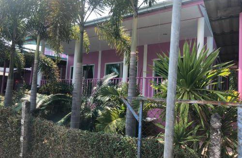 Koh Lan Bed & Breakfast | 18 m² Bed and breakfast ∙ 3 bedrooms ∙ 11 guests