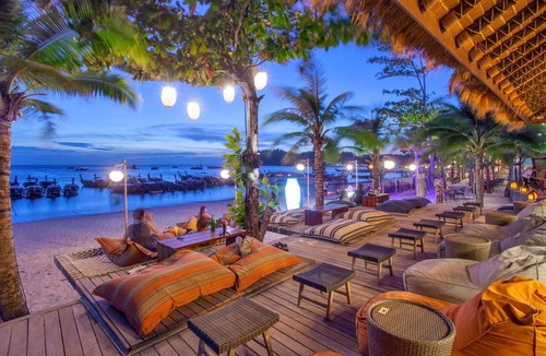 Satun Hotel | 197 m² Hotel ∙ 127 guests