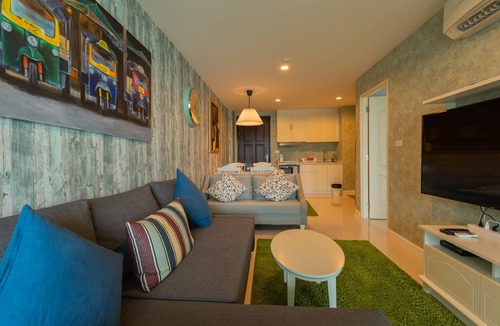 Cha-am Condo | 2 Bicycles with Sea View One BR Beach and Pool front Located In Cha-am Hua Hin