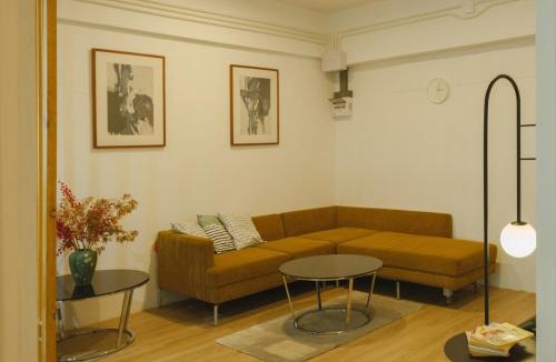 Silom Apartment | 2 BR Sleeps6 I City Center Silom