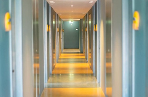 Si Racha Hotel | 20 m² Hotel ∙ 3 guests