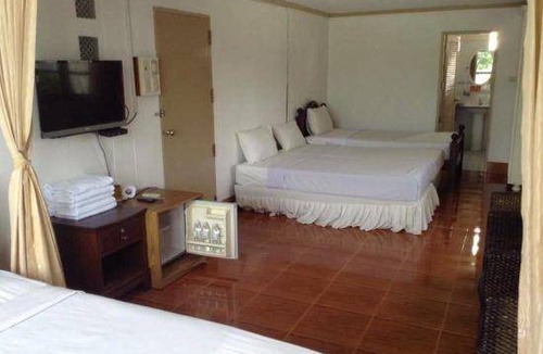Pak Nam Pran Hotel | 20 m² Hotel ∙ 7 guests