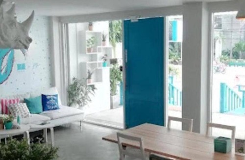 South Pattaya Hotel | 200 m² Hotel ∙ 8 guests