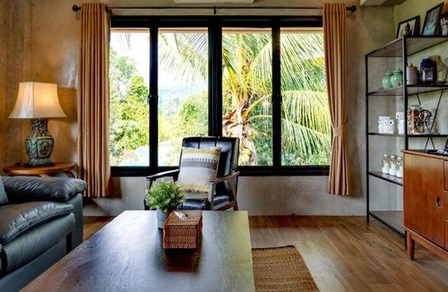 Noen Hom House | 200 m² House ∙ 2 bedrooms ∙ 7 guests