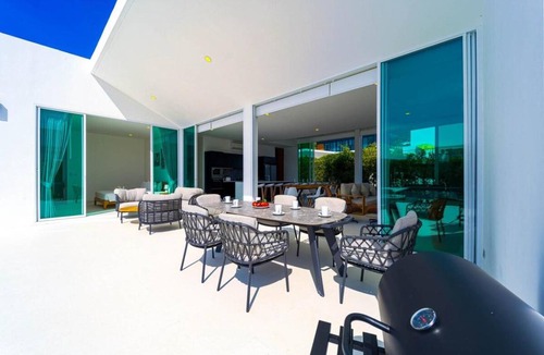 Khao Tao Villa | 220 m² Villa ∙ 4 bedrooms ∙ 10 guests