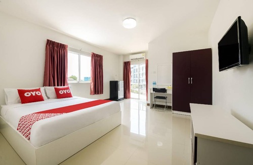 Si Racha Hotel | 23 m² Hotel ∙ 127 guests