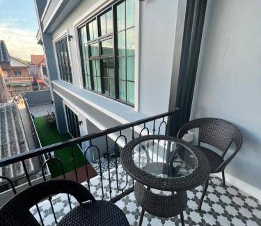 Ta Phraya Hotel | 24 m² Hotel ∙ 2 guests