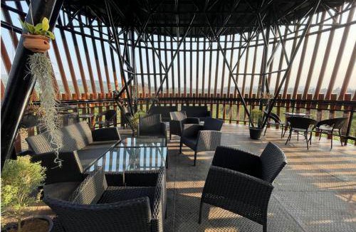 Phu Ruea Hotel | 24 m² Hotel ∙ 3 guests