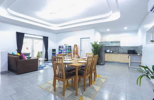 Jomtien Villa | 240 m² Villa ∙ 4 bedrooms ∙ 9 guests