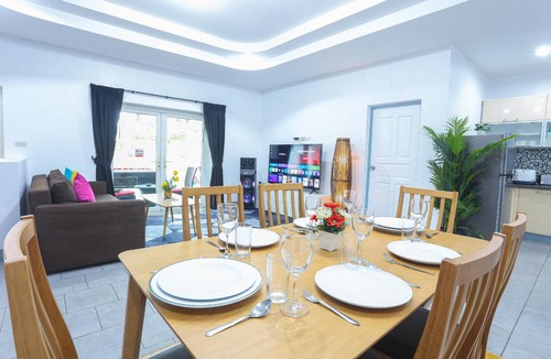 Jomtien Villa | 240 m² Villa ∙ 4 bedrooms ∙ 9 guests