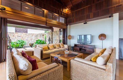 Bophut Villa | 2400 m² Villa ∙ 5 bedrooms ∙ 15 guests