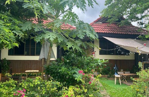 Hai Ya Bed & Breakfast | 25 m² Bed and breakfast ∙ 5 bedrooms ∙ 2 guests