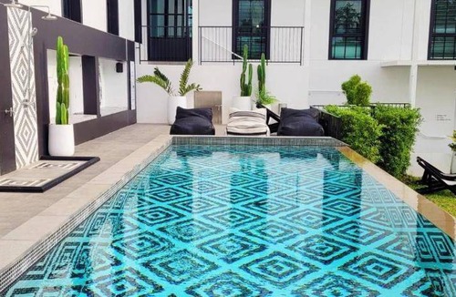 Ranong Hotel | 25 m² Hotel ∙ 127 guests