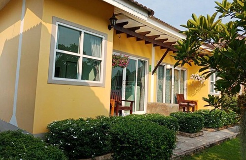 Bang Sare Hotel | 25 m² Hotel ∙ 127 guests