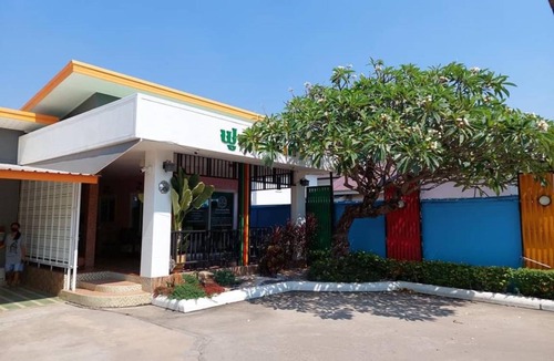 Udon Thani Hotel | 25 m² Hotel ∙ 2 guests