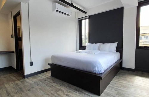 Nong Pa Khrang Hotel | 25 m² Hotel ∙ 2 guests