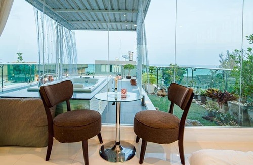Hua Hin Villa | 250 m² Villa ∙ 5 bedrooms ∙ 25 guests
