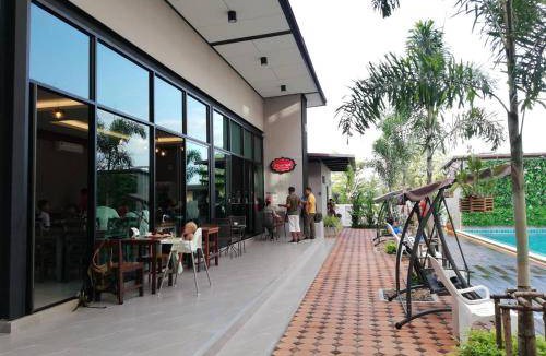 Bang Phra Hotel | 28 m² Hotel ∙ 2 guests