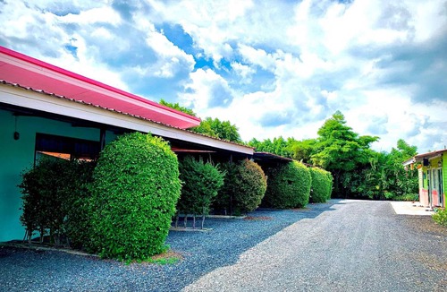 Nong Chok Hotel | 28 m² Hotel ∙ 4 guests