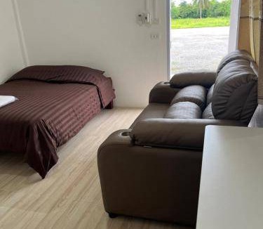 Noen Maprang House | 28 m² House ∙ 1 bedroom ∙ 2 guests