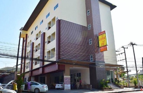 Nakhon Phanom House | 28 m² Motel ∙ 3 guests