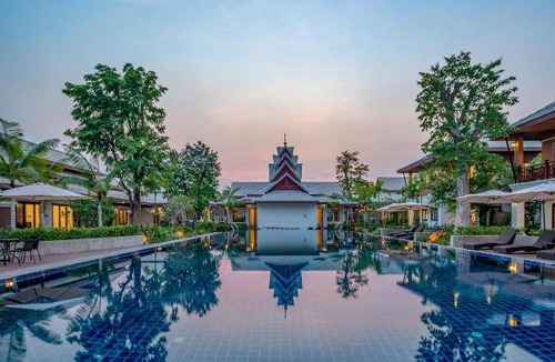 Nam Phrae Hotel | 280 m² Hotel ∙ 10 guests