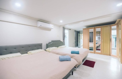 Hat Yai House | 292 m² House ∙ 4 bedrooms ∙ 22 guests