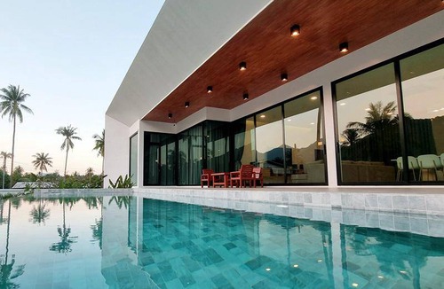 Sam Roi Yot Villa | 295 m² Villa ∙ 5 bedrooms ∙ 12 guests