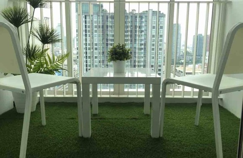 Phra Khanong Nuea Apartment | 2BR Condo @ BTS Sukhumvit Line + Wifi