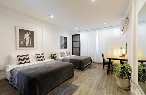 Chang Phueak House | 2BR House with Bathtub near Old City