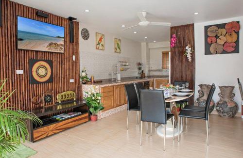 Bang Po Apartment | 3 bedrooms apartment at Tambon Mae Nam 90 m away from the beach with sea view private pool and balcony