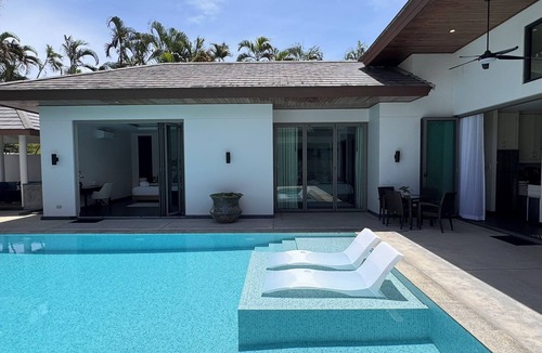Cherngtalay Villa | 3 BR Pool Villa - Daily Cleaning - Walk to Bangtao Beach, Shops and Restaurants
