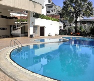 Wat Ket Apartment | 3 pool with condo opposite the train station, near old city and Nimman