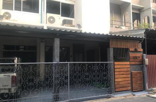 Lat Yao Bed & Breakfast | 30 m² Bed and breakfast ∙ 2 guests