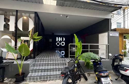South Pattaya Hotel | 300 m² Hotel ∙ 21 bedrooms ∙ 24 guests