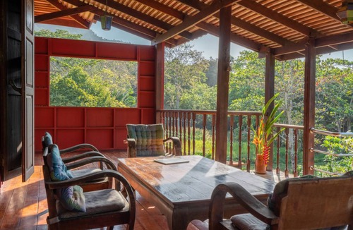 Nuea Khlong Resort | 300 m² Resort ∙ 2 bedrooms ∙ 6 guests