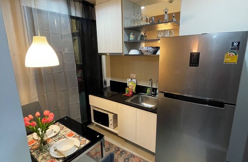 Phra Khanong Nuea Condo | 31st floor Pocket Garden Octopus Suite +City Views,1 min to Mall,Starbucks,Food