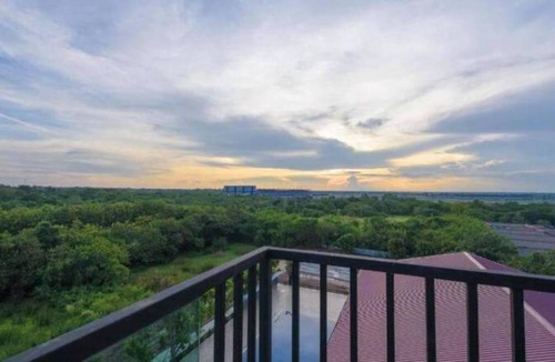 Buriram Hotel | 32 m² Hotel ∙ 2 guests
